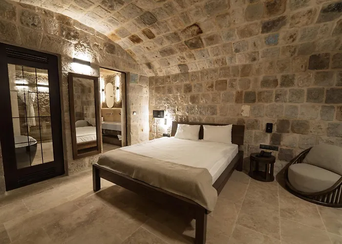 Luvi Cave Hotel