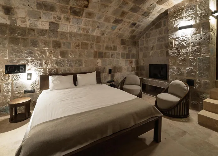 Luvi Cave Hotel