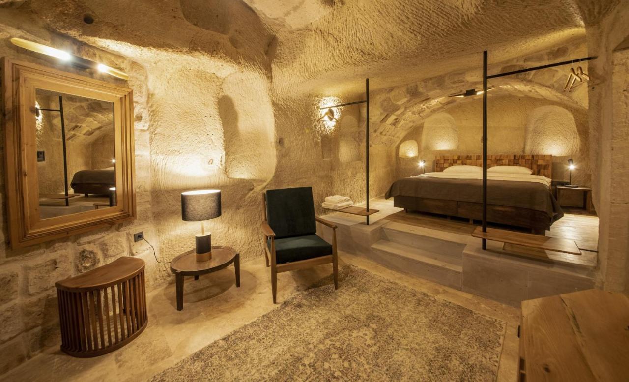 Luvi Cave