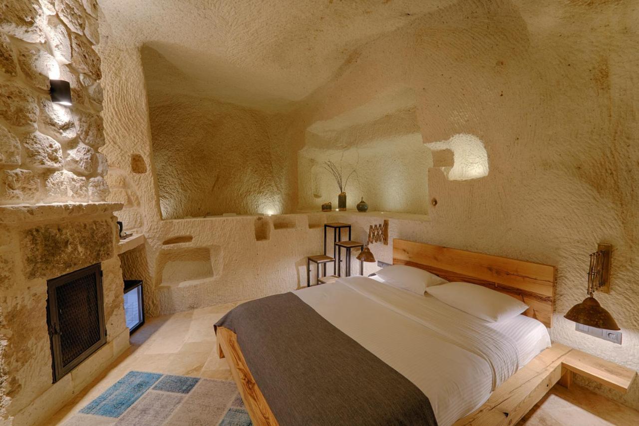 Luvi Cave *